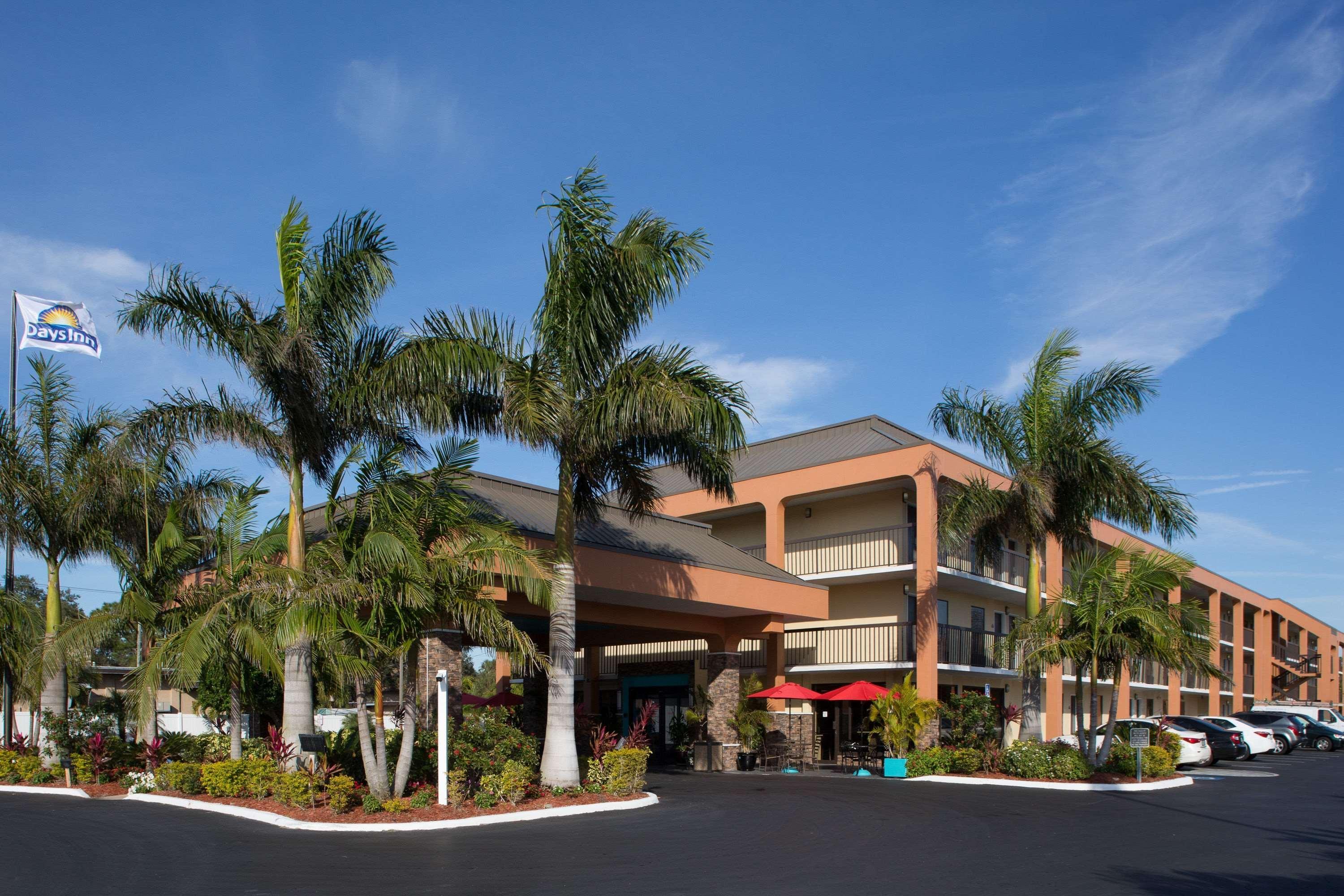 Days Inn By Wyndham Sarasota Bay Luaran gambar