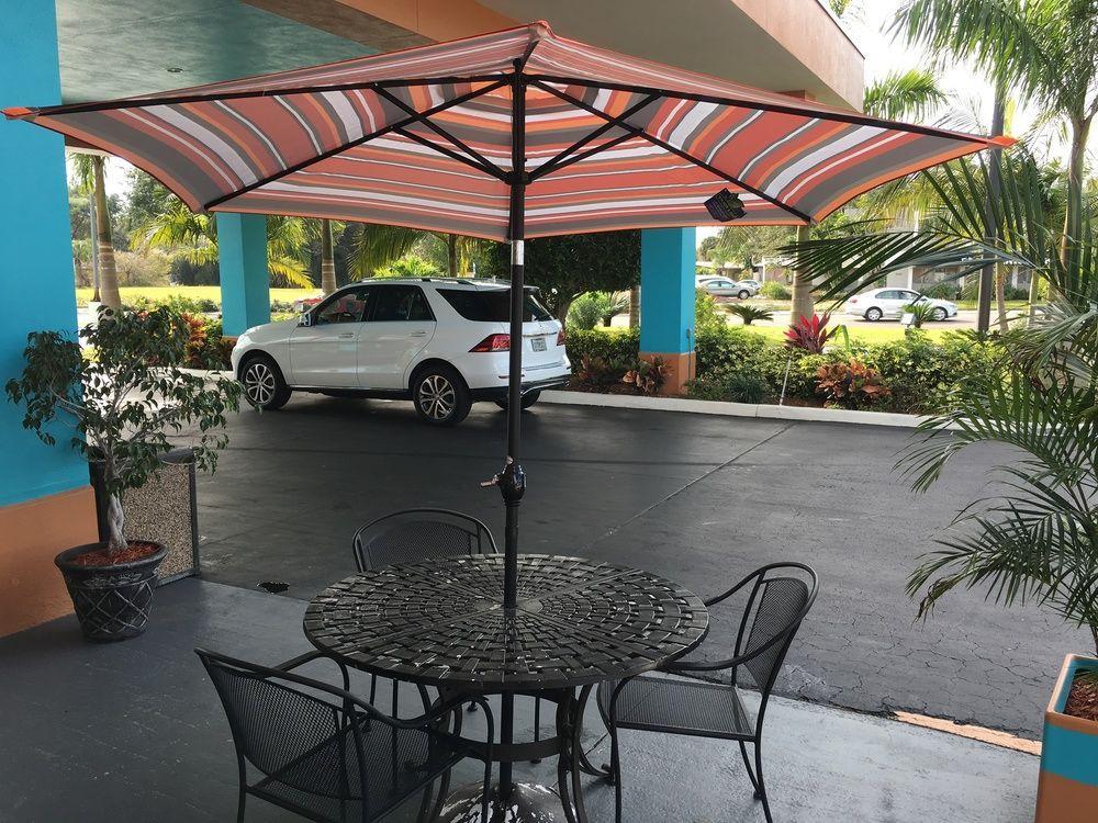 Days Inn By Wyndham Sarasota Bay Luaran gambar