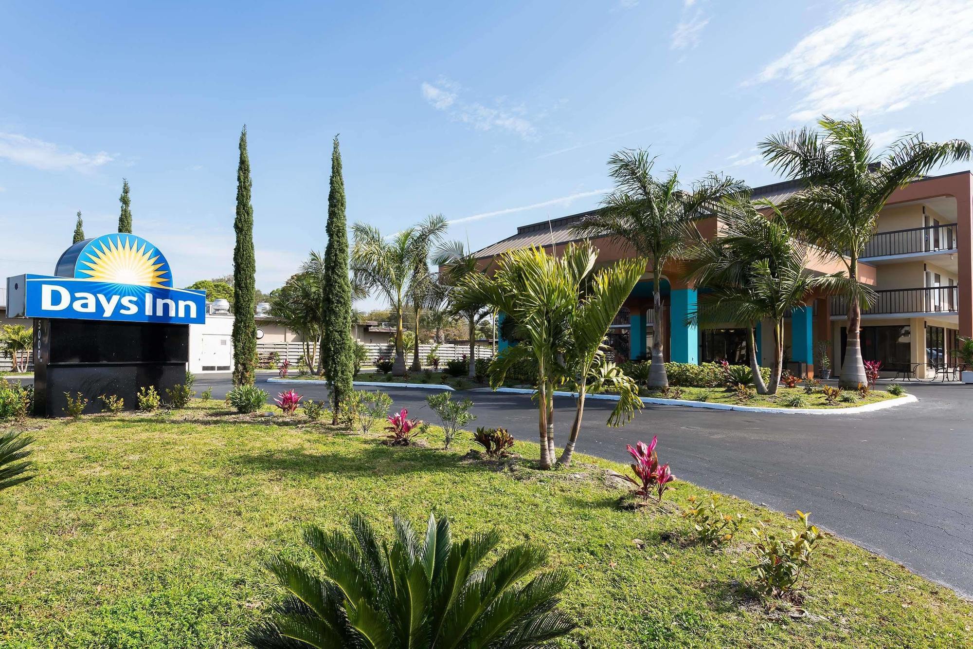 Days Inn By Wyndham Sarasota Bay Luaran gambar